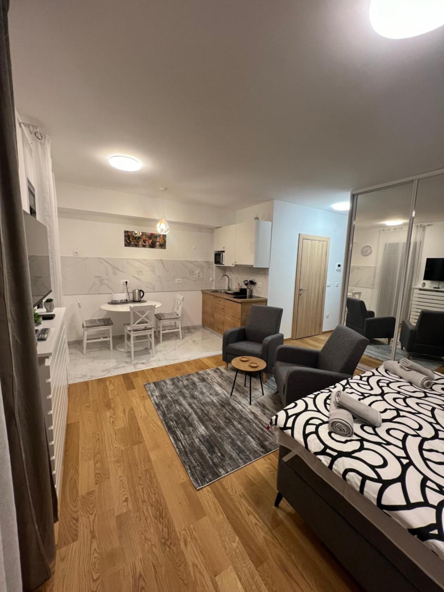 54 Apartment